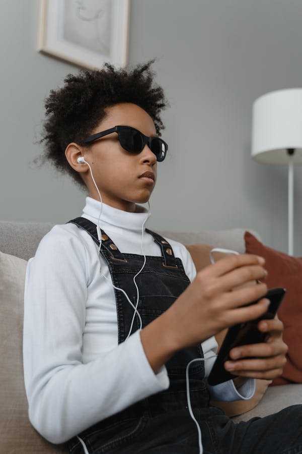 Téléphone pour malvoyant : choisir l'idéal pour vous